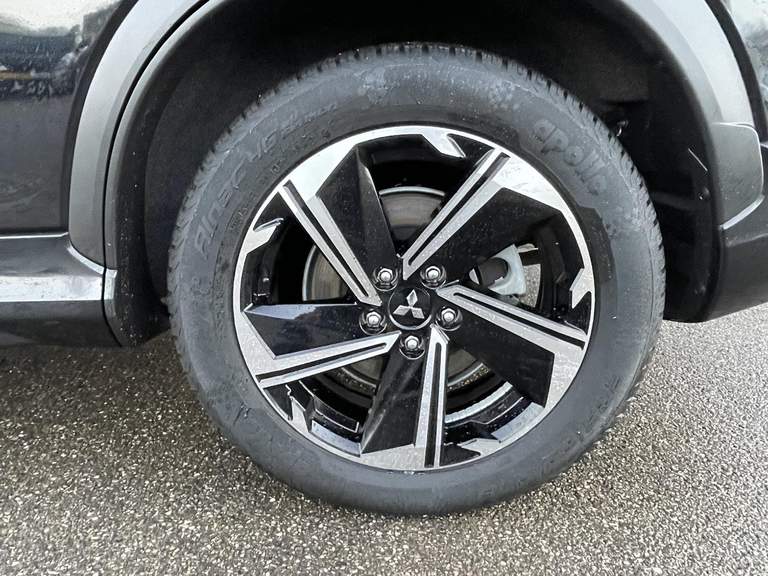 Mitsubishi Mitsubishi