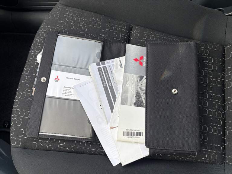 Mitsubishi Mitsubishi