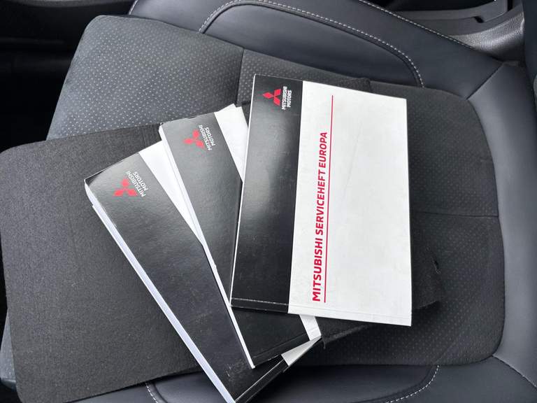 Mitsubishi Mitsubishi