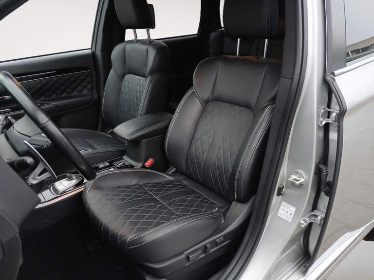 Mitsubishi Mitsubishi