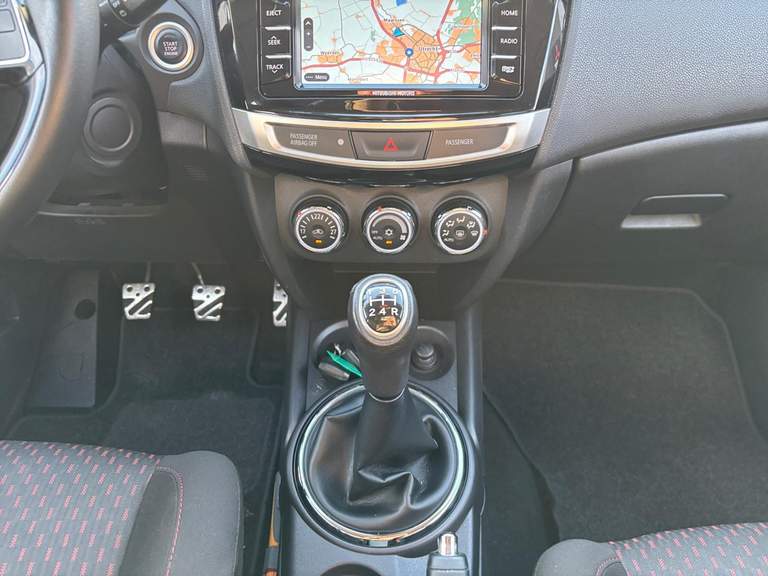 Mitsubishi Mitsubishi