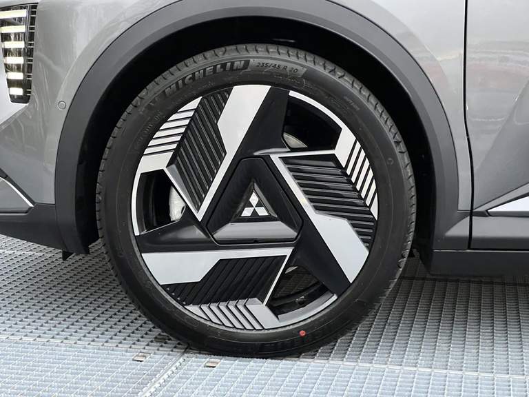 Mitsubishi Mitsubishi