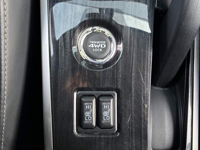 Mitsubishi Mitsubishi