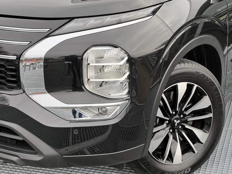 Mitsubishi Mitsubishi