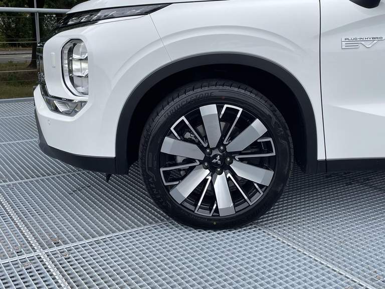 Mitsubishi Mitsubishi