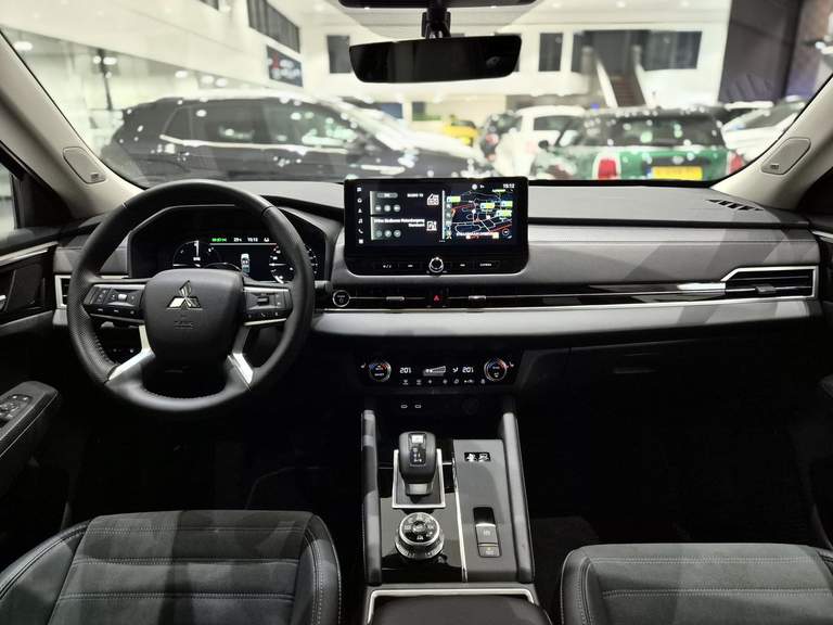 Mitsubishi Mitsubishi