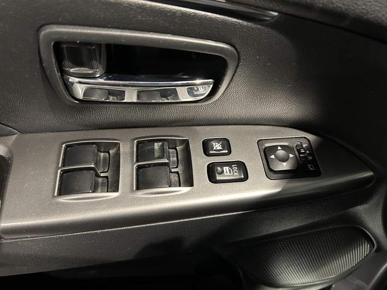 Mitsubishi Mitsubishi