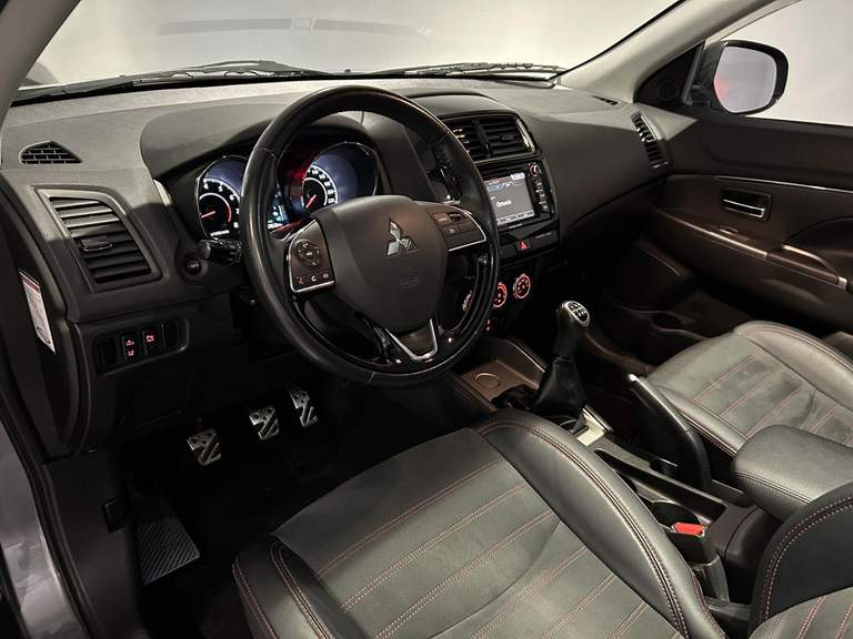 Mitsubishi Mitsubishi