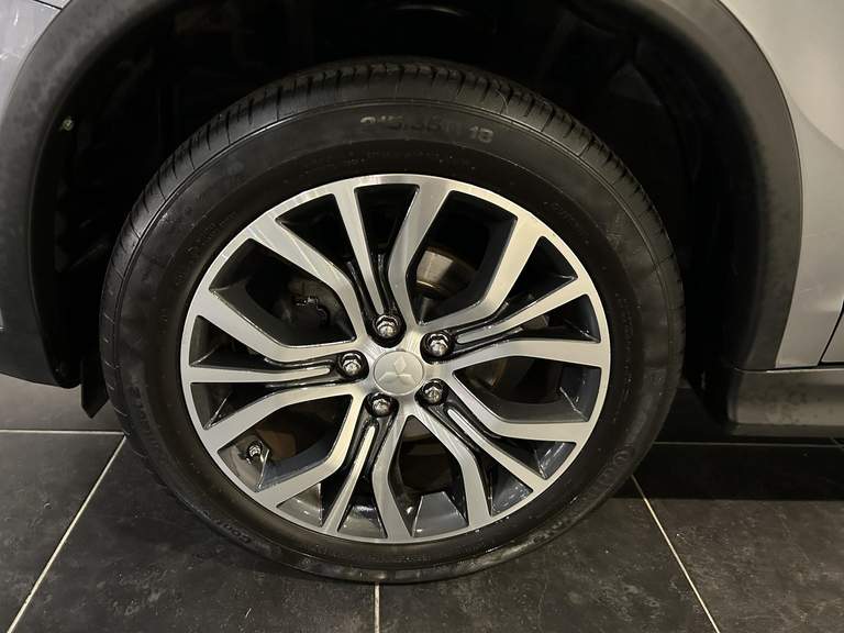 Mitsubishi Mitsubishi