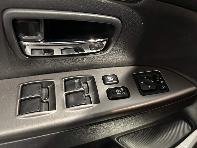 Mitsubishi Mitsubishi