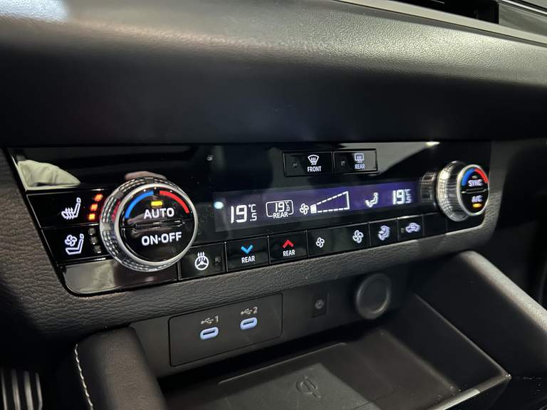 Mitsubishi Mitsubishi