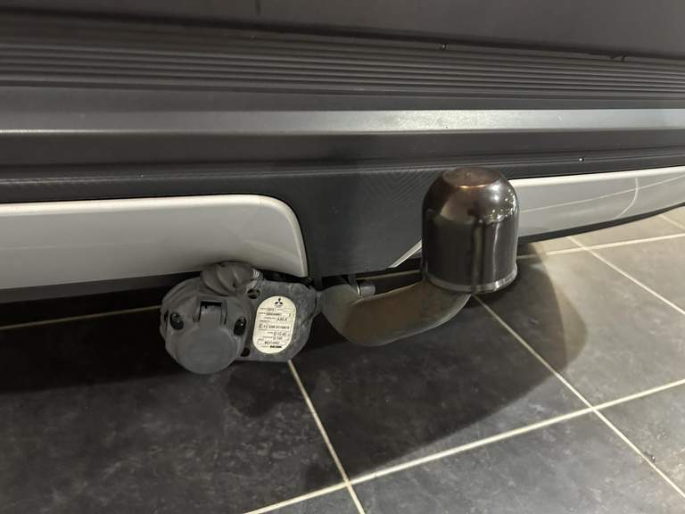 Mitsubishi Mitsubishi