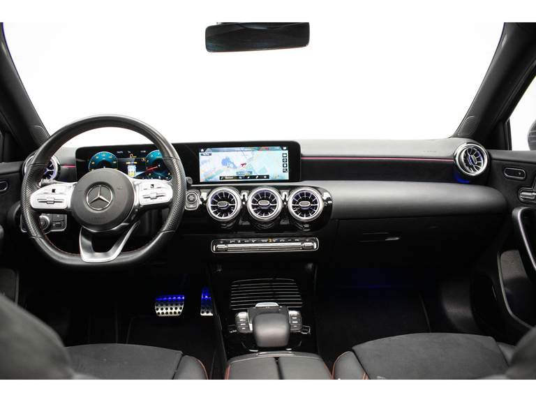 Mercedes-Benz Mercedes-Benz