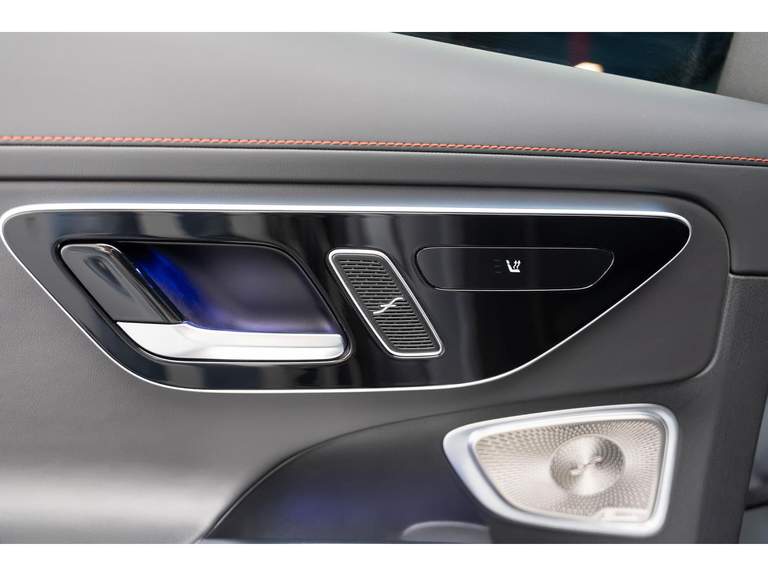 Mercedes-Benz Mercedes-Benz