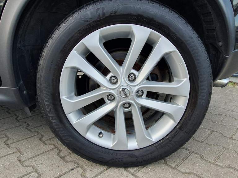 Nissan Nissan