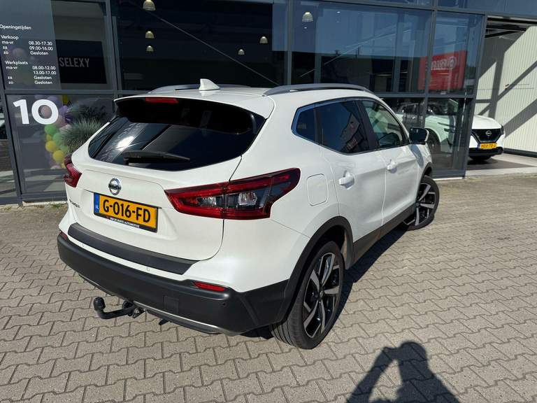 Nissan Nissan