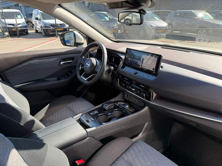 Nissan Nissan