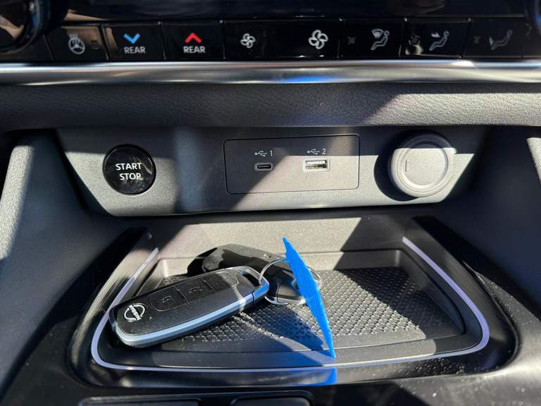 Nissan Nissan