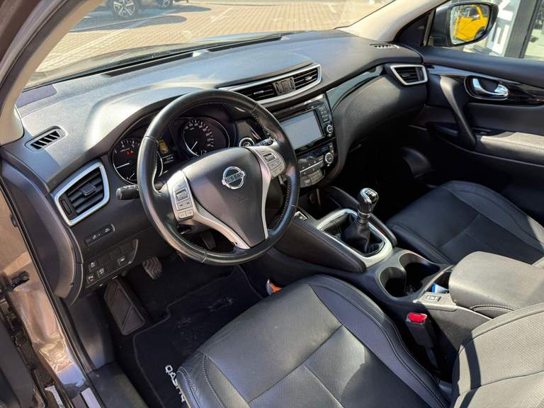 Nissan Nissan