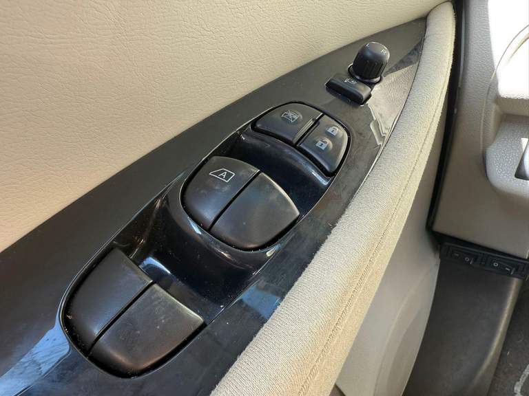 Nissan Nissan