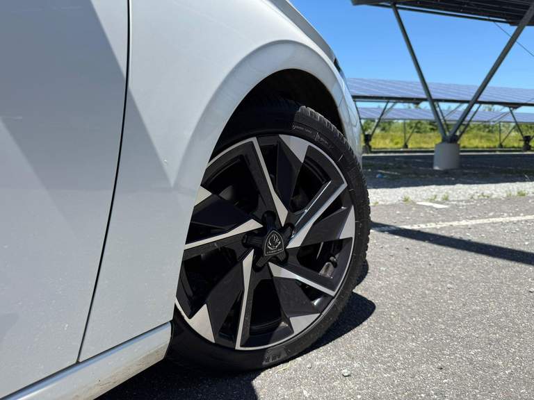 Peugeot Peugeot