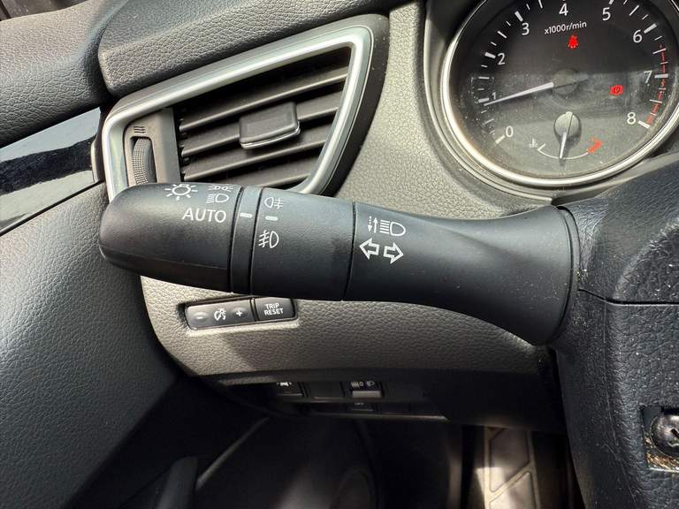 Nissan Nissan
