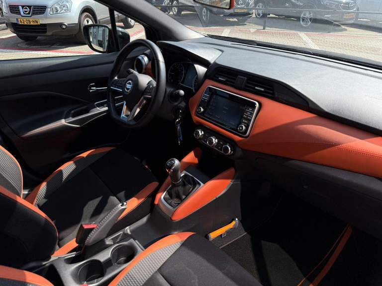 Nissan Nissan