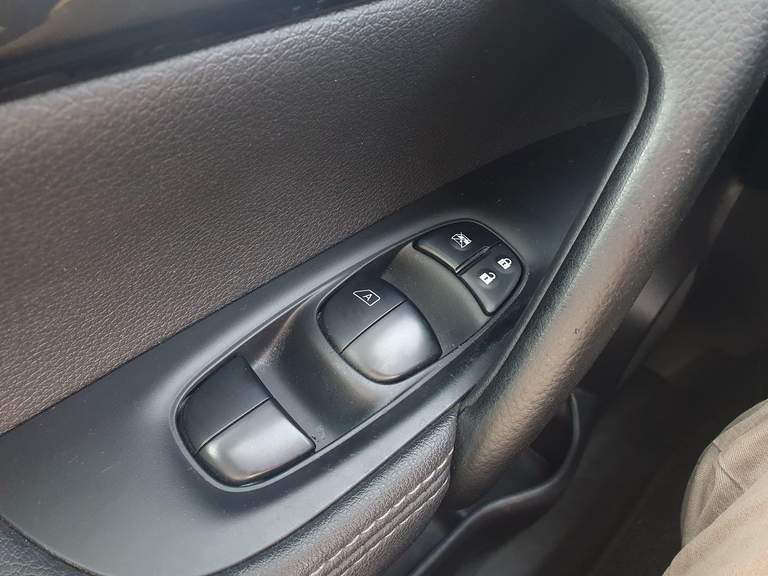 Nissan Nissan