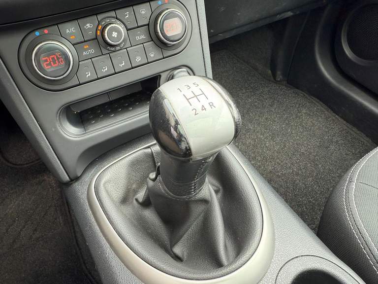 Nissan Nissan