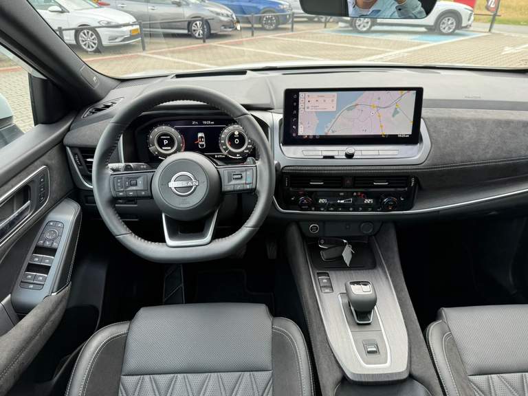 Nissan Nissan
