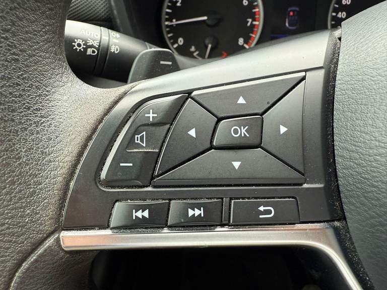 Nissan Nissan