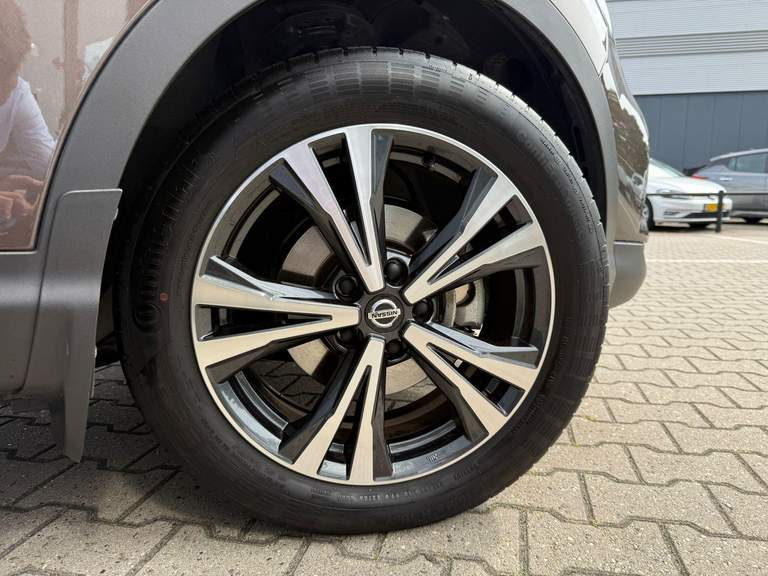 Nissan Nissan