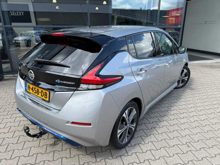 Nissan Nissan
