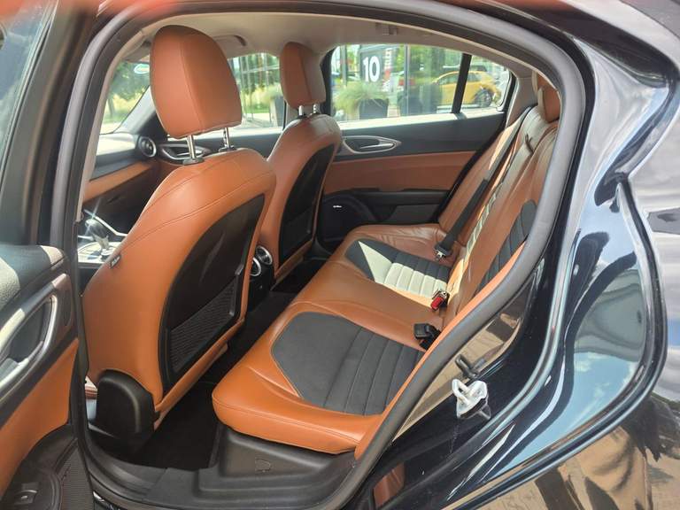 Alfa Romeo Alfa Romeo