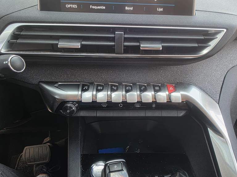 Peugeot Peugeot