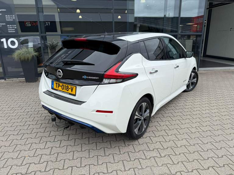 Nissan Nissan