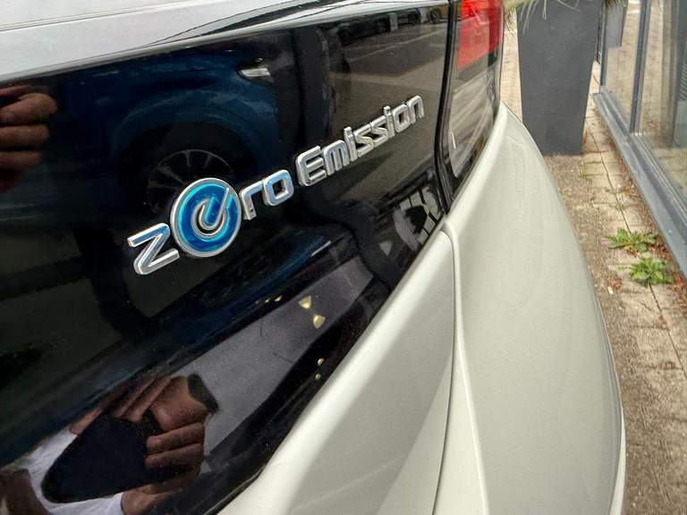 Nissan Nissan