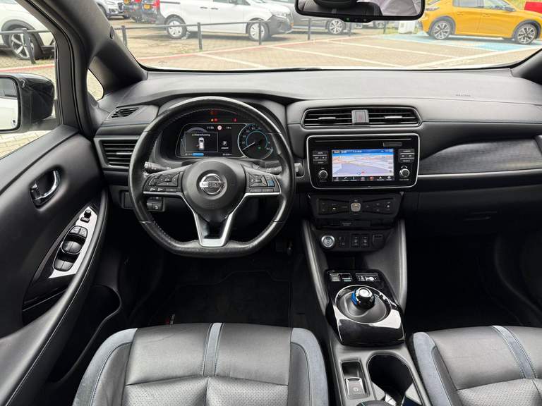 Nissan Nissan