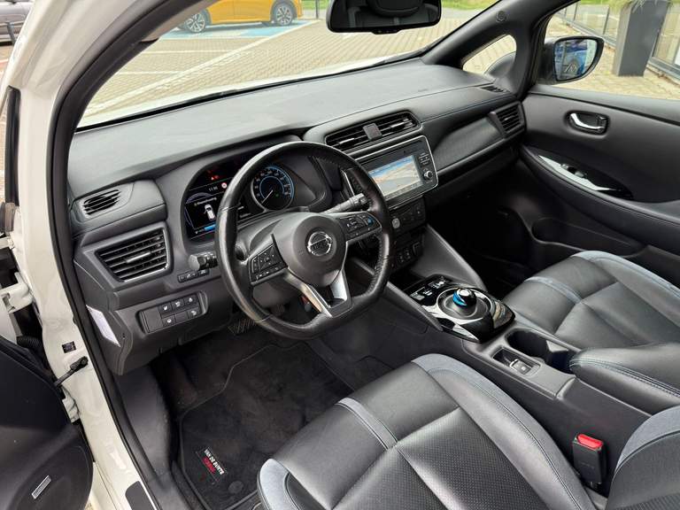 Nissan Nissan