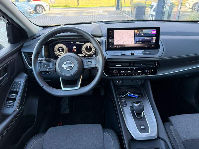 Nissan Nissan
