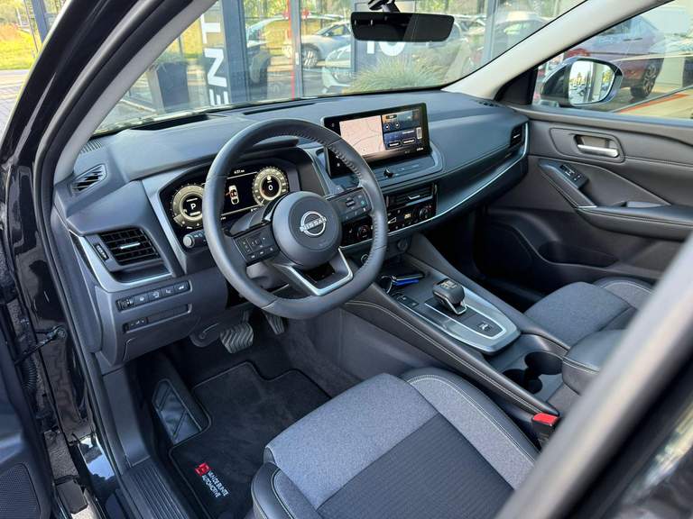 Nissan Nissan