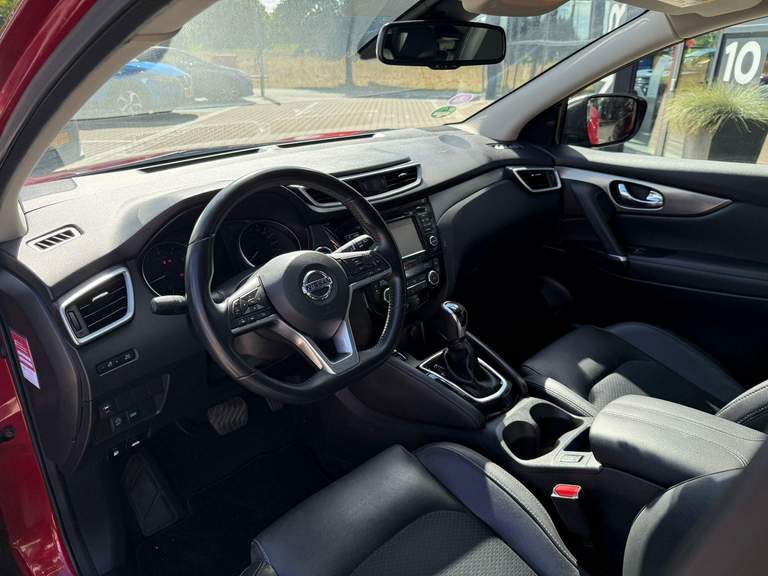 Nissan Nissan