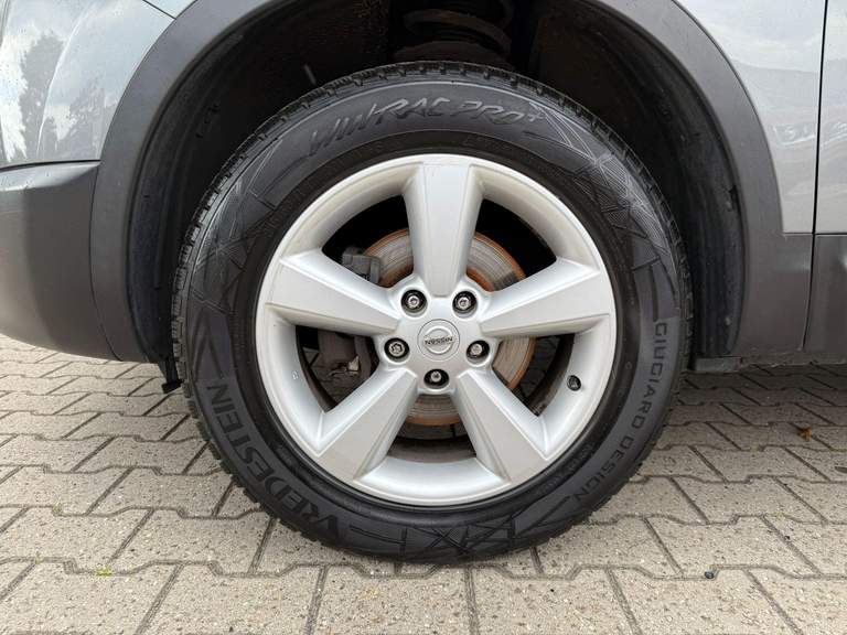 Nissan Nissan