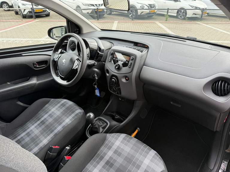 Peugeot Peugeot