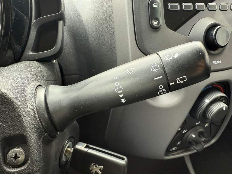 Peugeot Peugeot