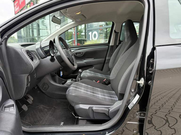 Peugeot Peugeot