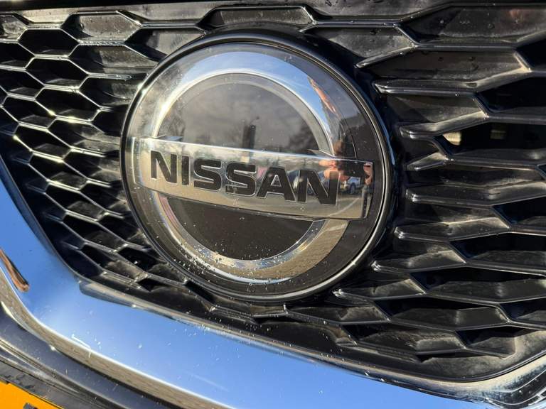 Nissan Nissan
