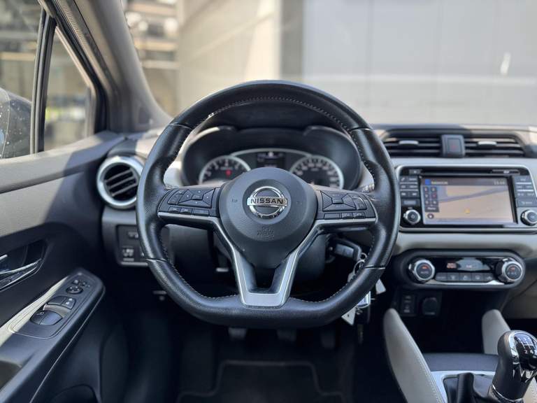 Nissan Nissan