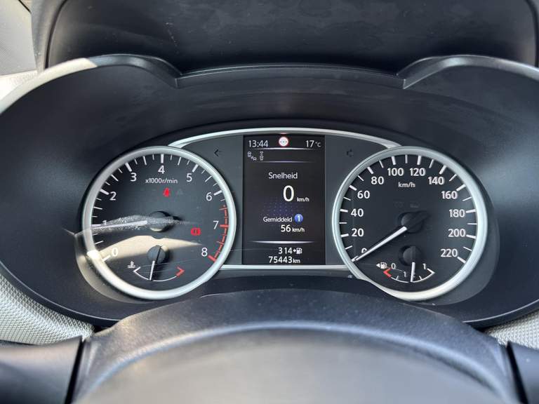 Nissan Nissan