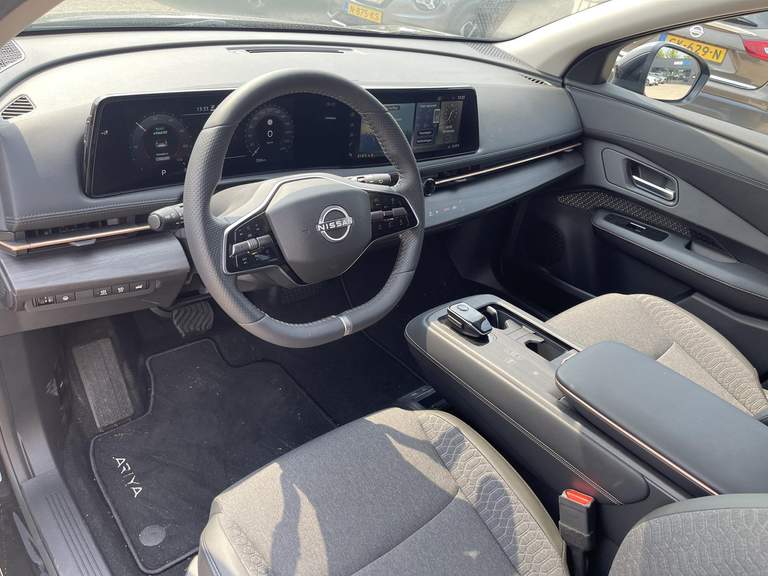 Nissan Nissan
